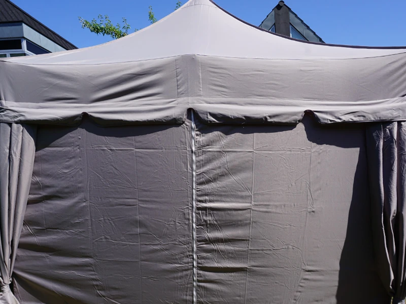 Tente Pliante FleXtents PRO "Peaked" 3x6m Latte, Incl. 6 Parois Latérales Et 6 Rideaux Décoratifs 8 Tente Pliante FleXtents PRO "Peaked" 3x6m Latte, Incl. 6 Parois Latérales Et 6 Rideaux Décoratifs – Image 8